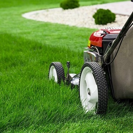 Push mowing service in Oklahoma City, Edmond, Oklahoma